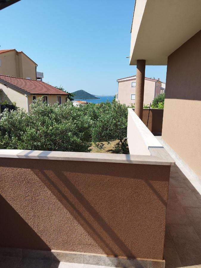 Apartments Davor Драге Екстер'єр фото